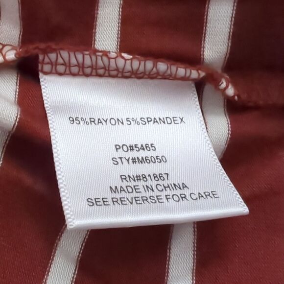 Olivia Sky Scoop Neck Short Sleeve Shirt - Picture 6 of 6